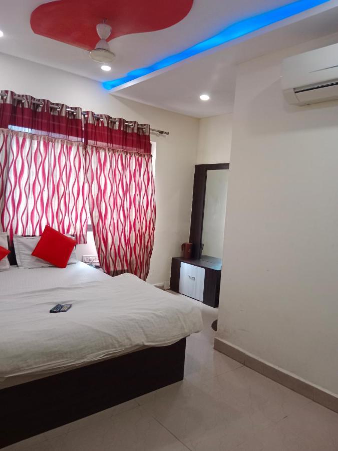Hotel Nahta Palace Удджайн Екстер'єр фото